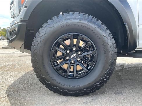 Used 2024 Ford F150 Raptor AWD/4WD image 9