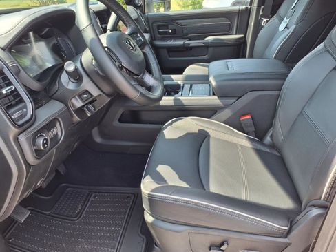 New 2025 RAM 2500 Limited image 5