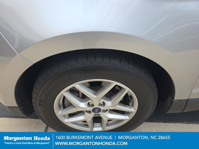 Used 2022 Ford Edge SEL AWD/4WD image 7