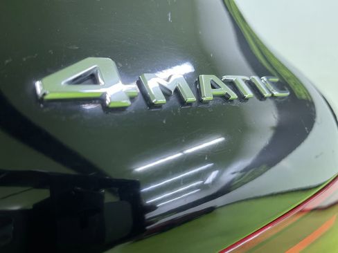 Used 2022 Mercedes-Benz GLC 300 4MATIC image 14