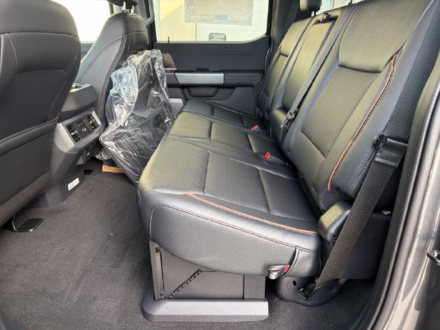 New 2027 Ford F350 Lariat w/ Black Appearance Package AWD/4WD image 13