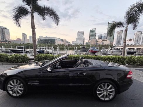 Used 2007 Mercedes-Benz SL 550 w/ Premium Pkg I image 3
