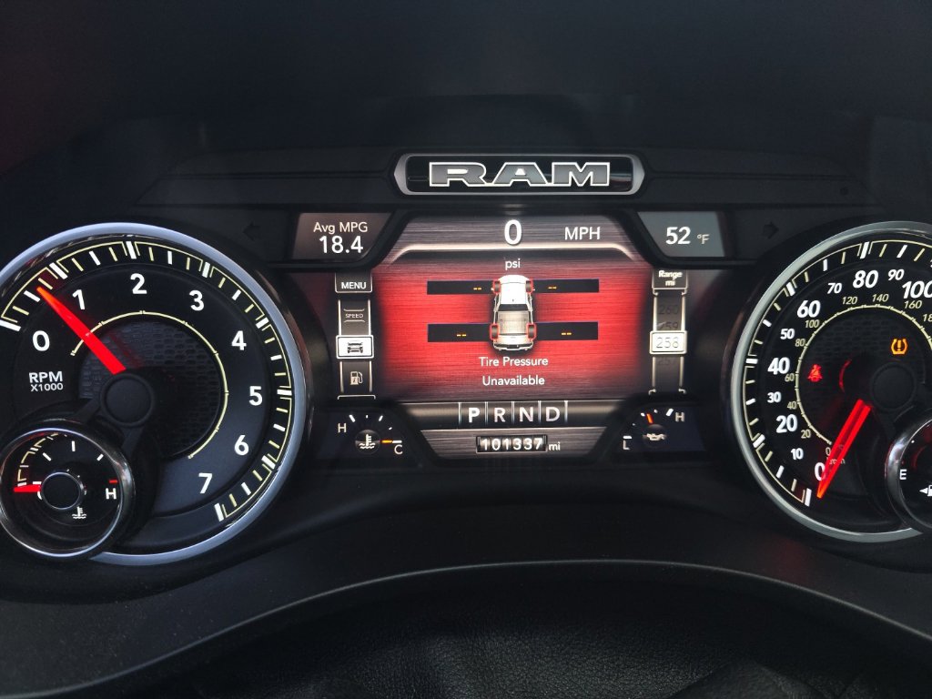 Used 2020 RAM 1500 Big Horn AWD/4WD image 11