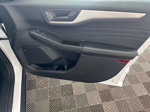 Used 2022 Ford Escape S AWD/4WD image 21