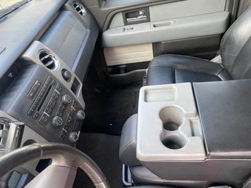 Used 2012 Ford F150 XLT w/ XLT Chrome Pkg image 12