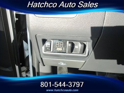 Used 2011 RAM 1500 ST w/ ST Popular Equipment Group AWD/4WD image 21