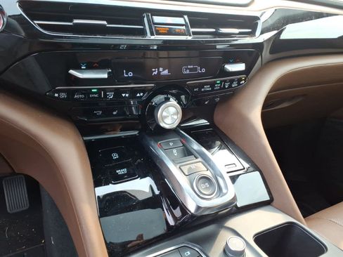 Used 2024 Acura MDX SH-AWD w/ Technology Package image 13