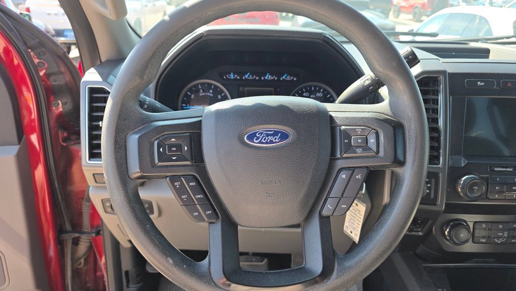 Used 2019 Ford F250 XLT w/ XLT Premium Package AWD/4WD image 14