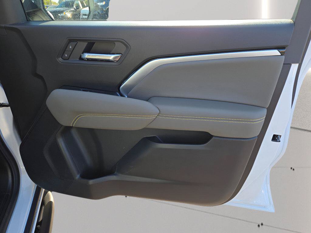 New 2026 Chevrolet Colorado ZR2 AWD/4WD image 7