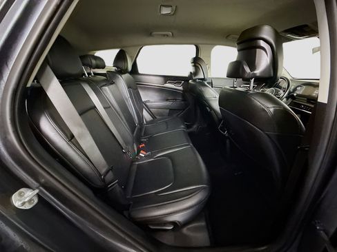 Used 2023 Kia Sportage EX image 27