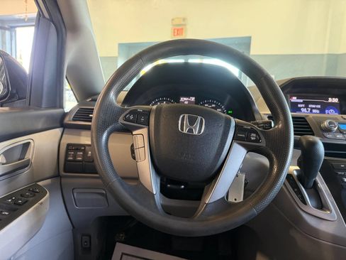 Used 2013 Honda Odyssey EX image 14