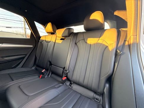 Used 2025 Audi Q5 2.0T Premium image 15