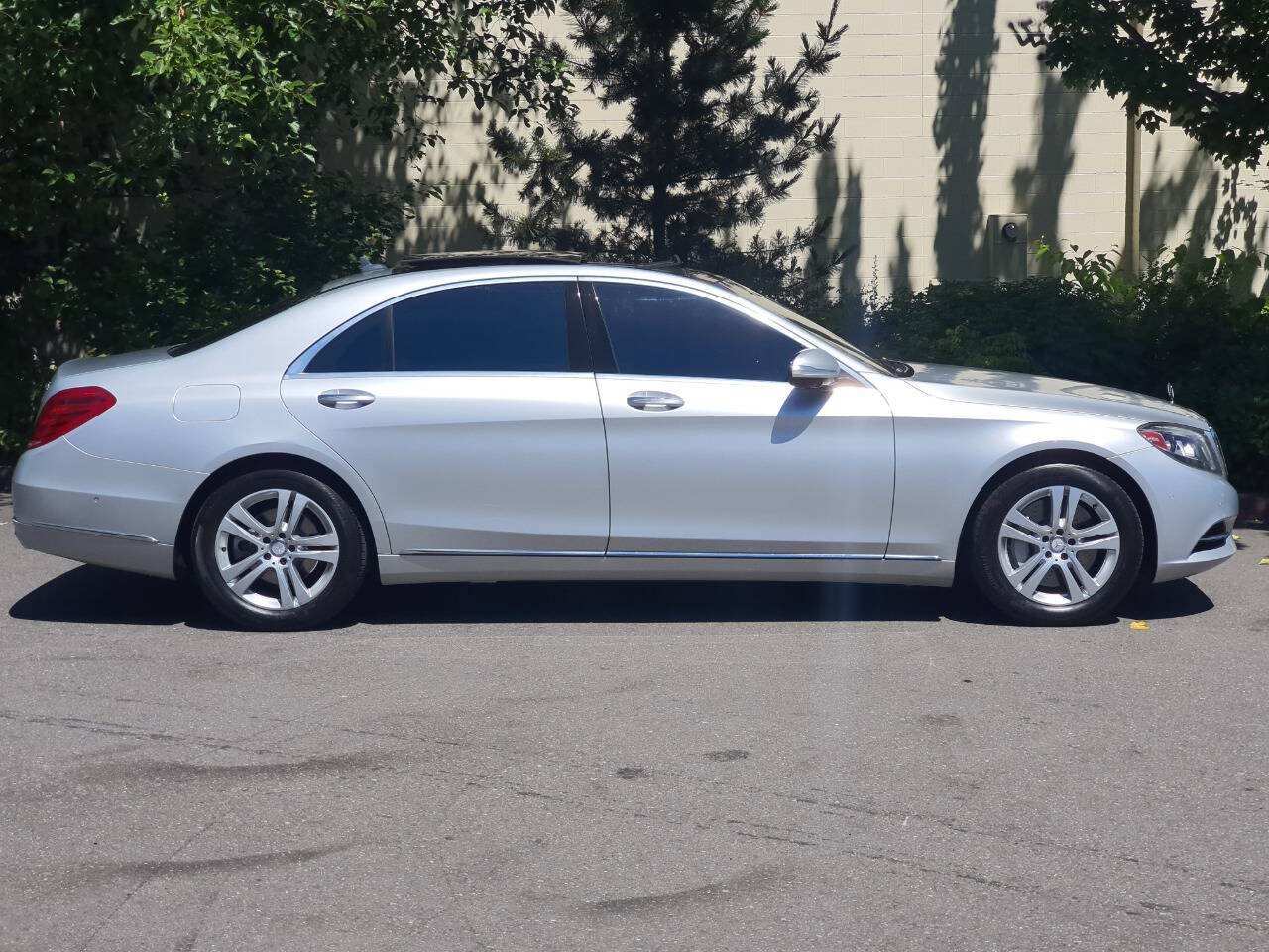 Used 2017 Mercedes-Benz S 550 4MATIC Sedan image 6