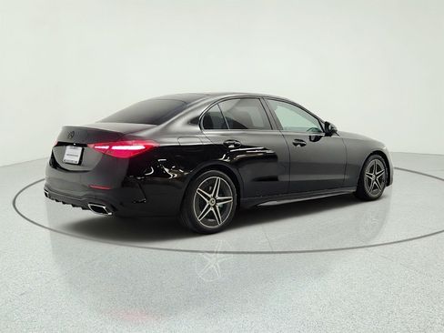 Used 2024 Mercedes-Benz C 300 4MATIC Sedan image 5
