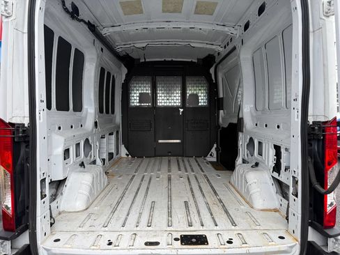 Used 2022 Ford Transit 250 Medium Roof RWD image 12