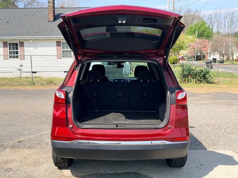 Used 2018 Chevrolet Equinox LT image 7