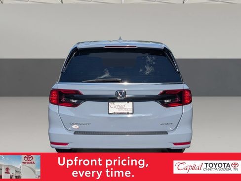 Used 2024 Honda Odyssey Sport image 6