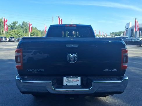 Used 2022 RAM 3500 Laramie AWD/4WD image 2