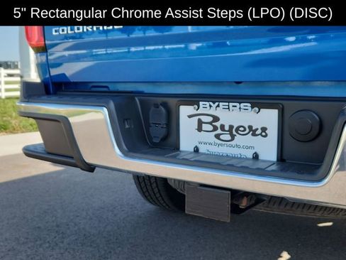 Used 2022 Chevrolet Colorado LT w/ LT Convenience Package AWD/4WD image 32