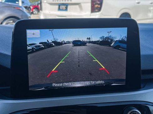 Used 2021 Ford Escape SE w/ SE Sport Appearance Package image 46