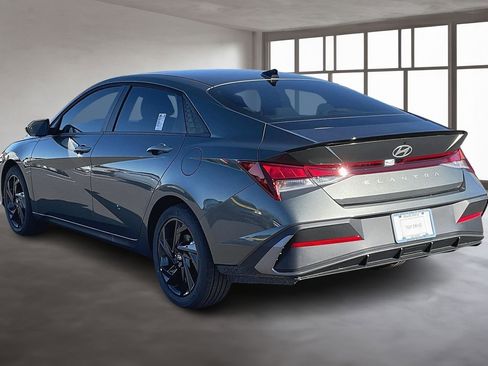 New 2026 Hyundai Elantra Sport image 3