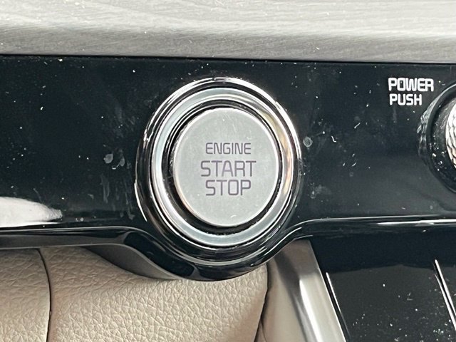Certified 2024 Kia Carnival SX FWD image 29