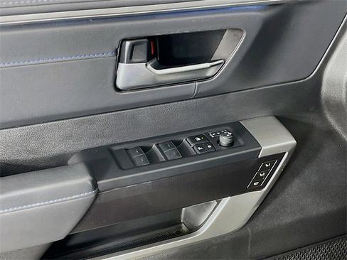 Used 2023 Toyota Tundra Platinum image 18