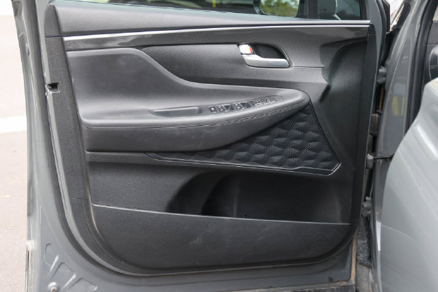 Used 2022 Hyundai Santa Fe SEL w/ Convenience Package FWD image 10