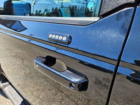 Used 2022 Ford Bronco Outer Banks AWD/4WD image 17
