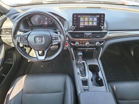 Used 2019 Honda Accord Sport image 12