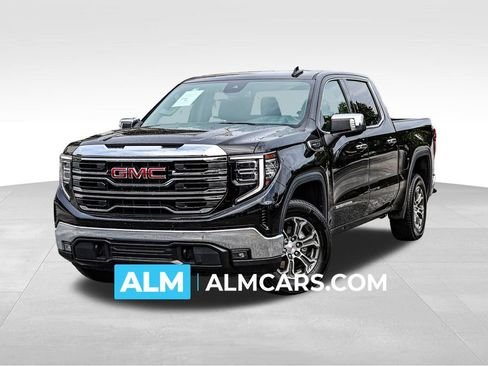 Used 2025 GMC Sierra 1500 SLT RWD image 1