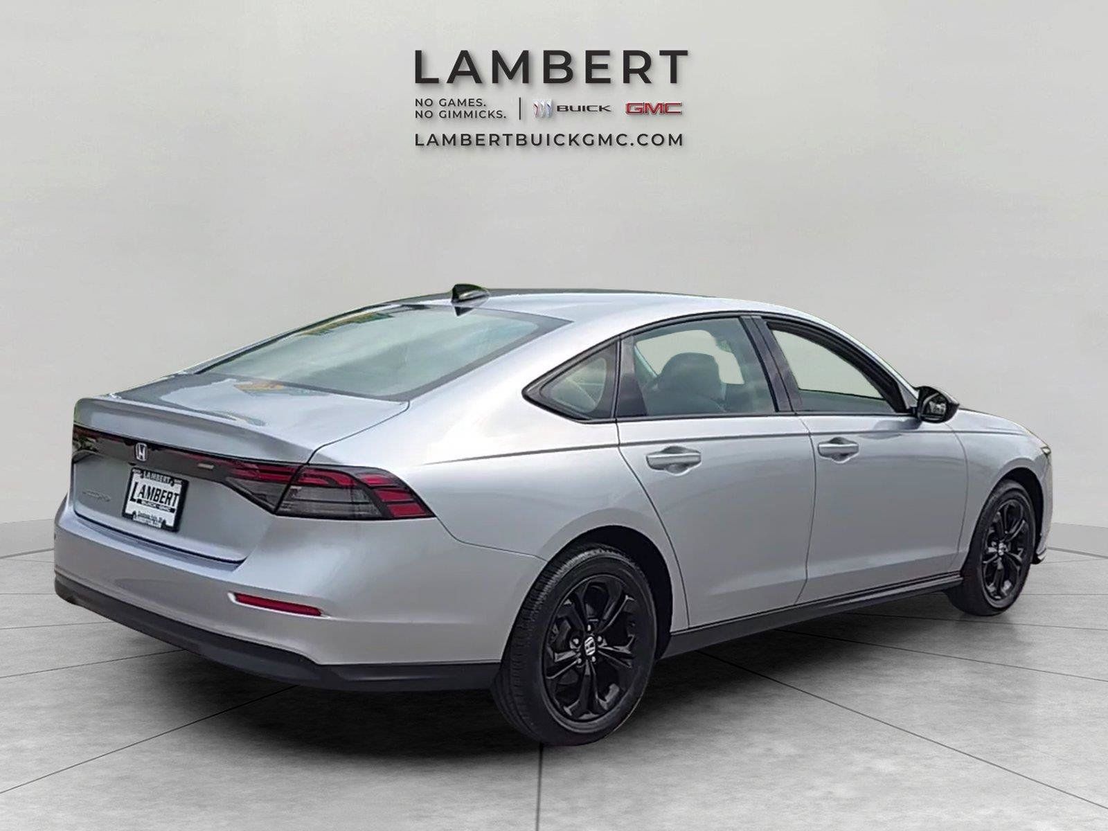Used 2025 Honda Accord SE image 5