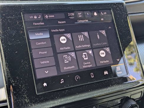 Used 2025 Jeep Grand Cherokee Altitude AWD/4WD image 21