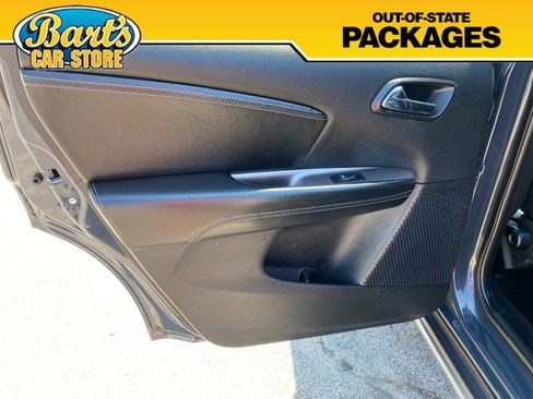 Used 2018 Dodge Journey Crossroad AWD/4WD image 19