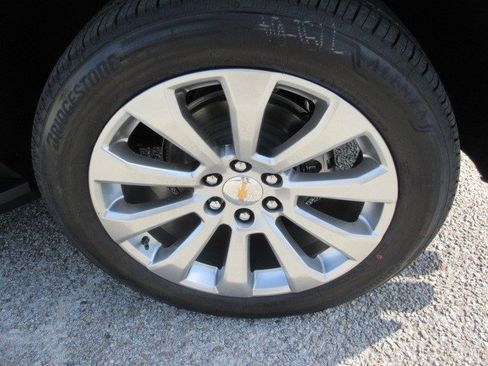 New 2026 Chevrolet Tahoe Premier RWD image 11
