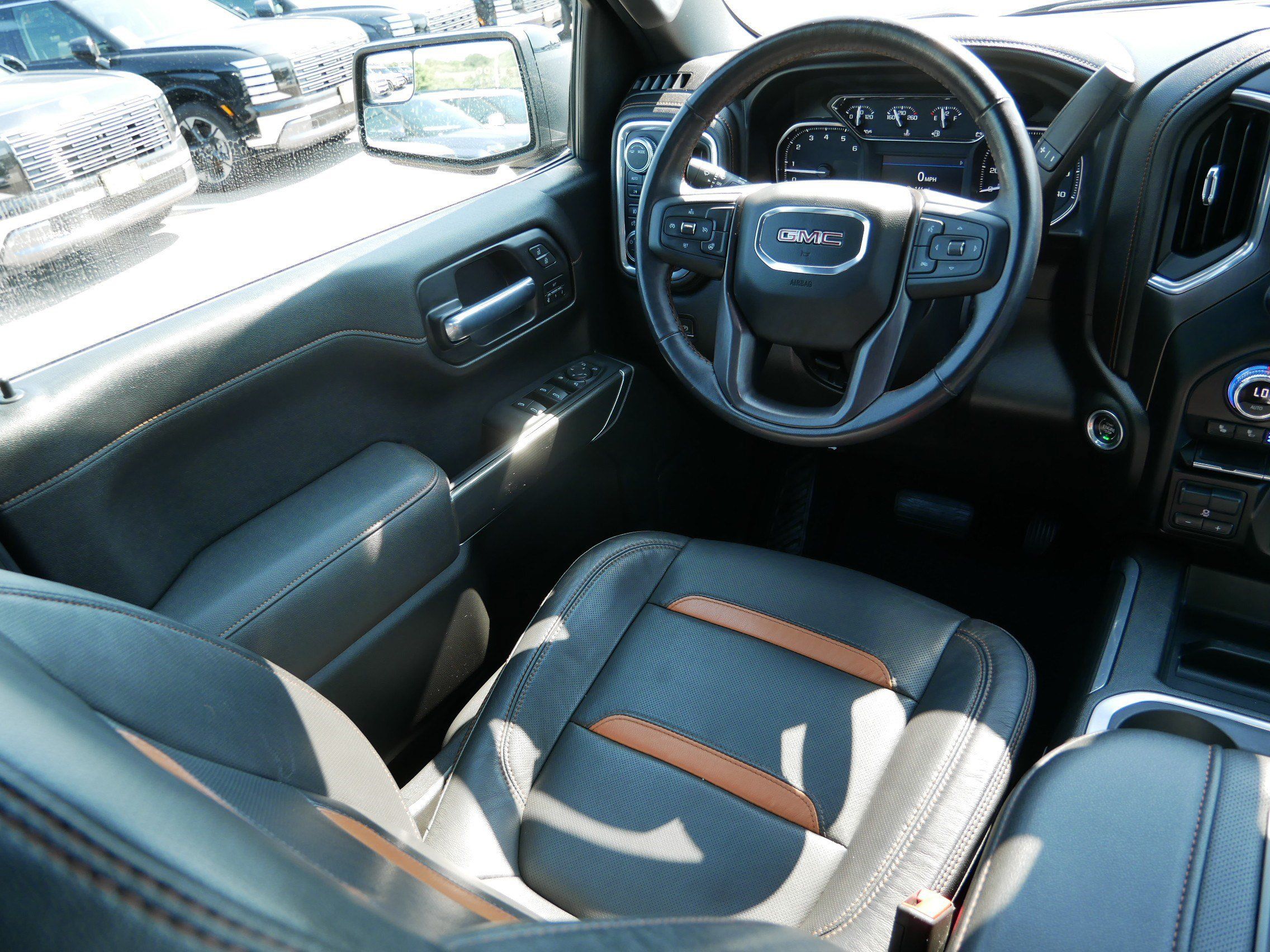Used 2021 GMC Sierra 1500 AT4 AWD/4WD image 9