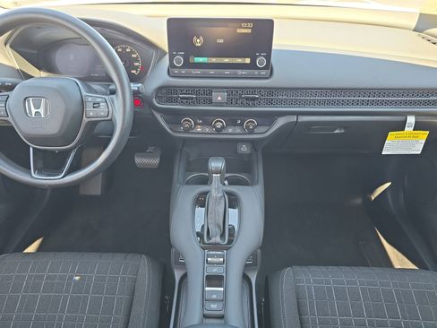 Certified 2023 Honda HR-V LX image 11
