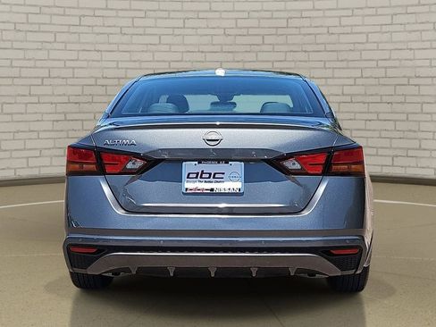 Certified 2025 Nissan Altima 2.5 S FWD image 6