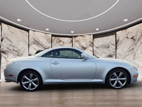 Used 2010 Lexus SC 430 Convertible RWD image 10