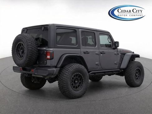 Used 2018 Jeep Wrangler Unlimited Rubicon w/ Cold Weather Group AWD/4WD image 4