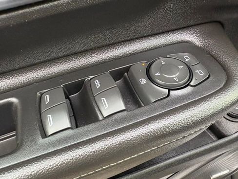 Used 2018 GMC Terrain Denali w/ Comfort Package image 13