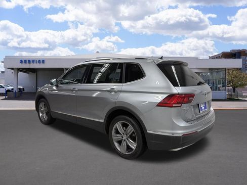 Used 2021 Volkswagen Tiguan SEL AWD/4WD image 4