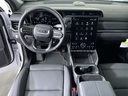 New 2026 GMC Terrain AT4 w/ Convenience Package III AWD/4WD image 21