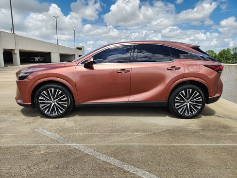 Used 2023 Lexus RX 350 Premium Plus w/ Accessory Package (Z1) FWD image 5