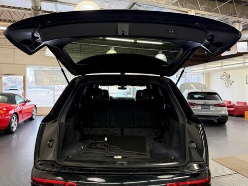 Used 2017 Audi Q7 3.0T Premium Plus w/ Premium Plus Package image 43