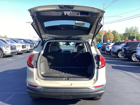 Used 2022 GMC Terrain AT4 w/ Infotainment Package II image 31