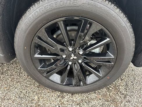Used 2024 Mitsubishi Eclipse Cross LE AWD/4WD image 9