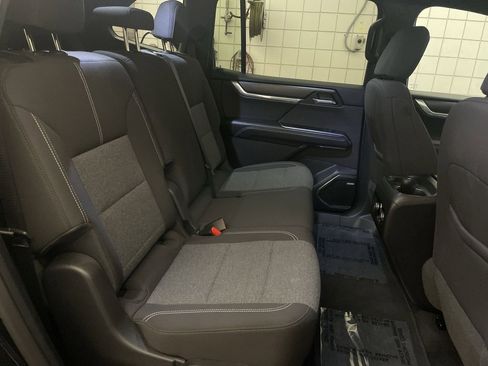 Used 2025 GMC Acadia Elevation image 20