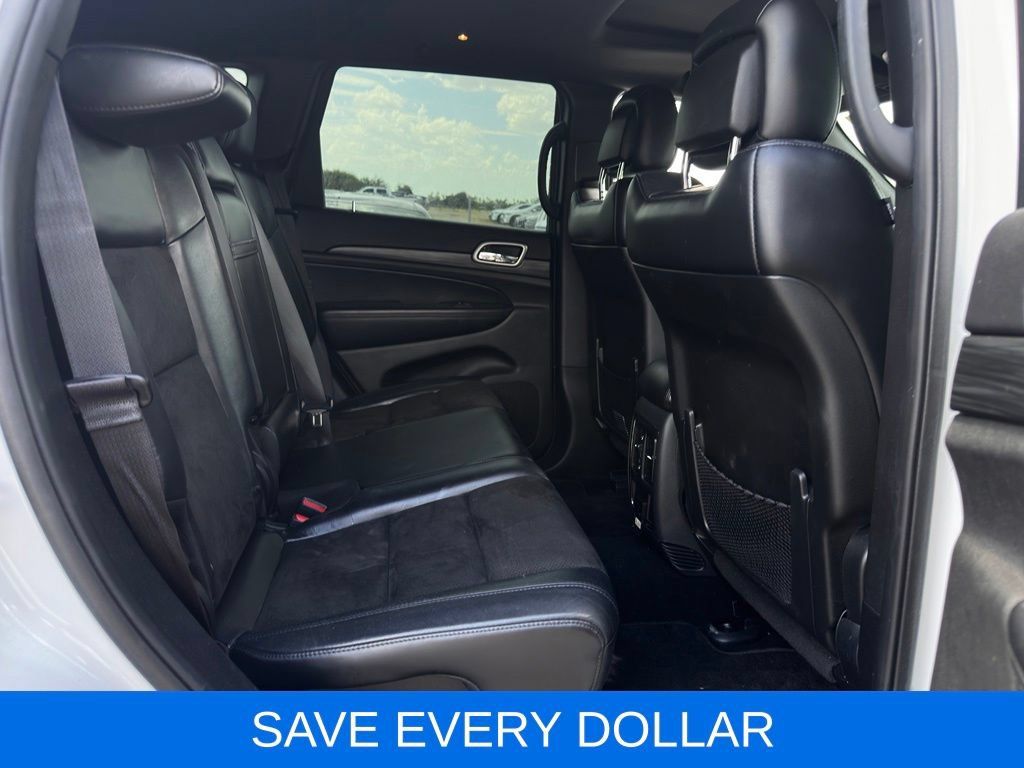 Used 2019 Jeep Grand Cherokee Altitude AWD/4WD image 18