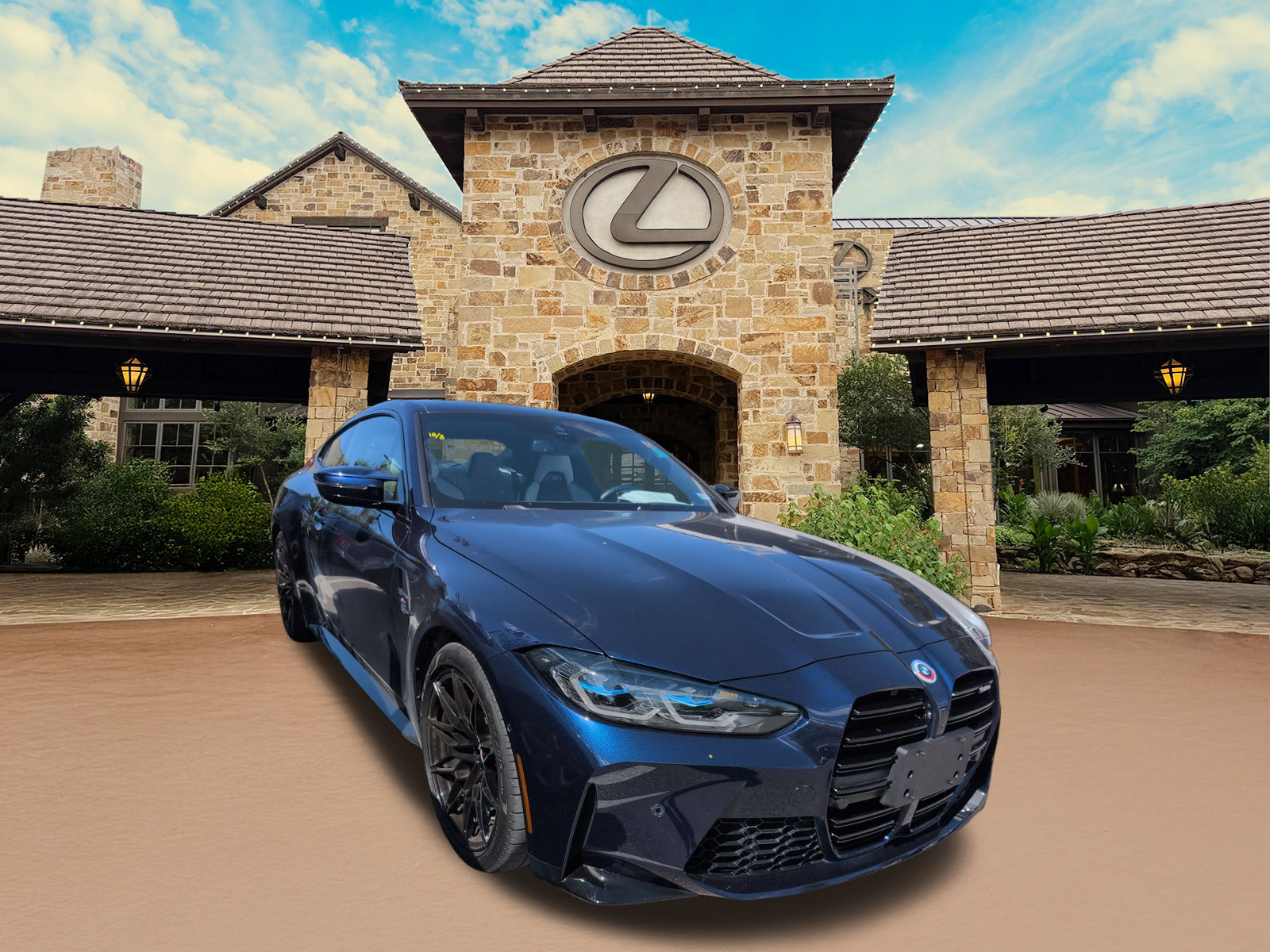Used 2023 BMW M4 Coupe RWD image 2